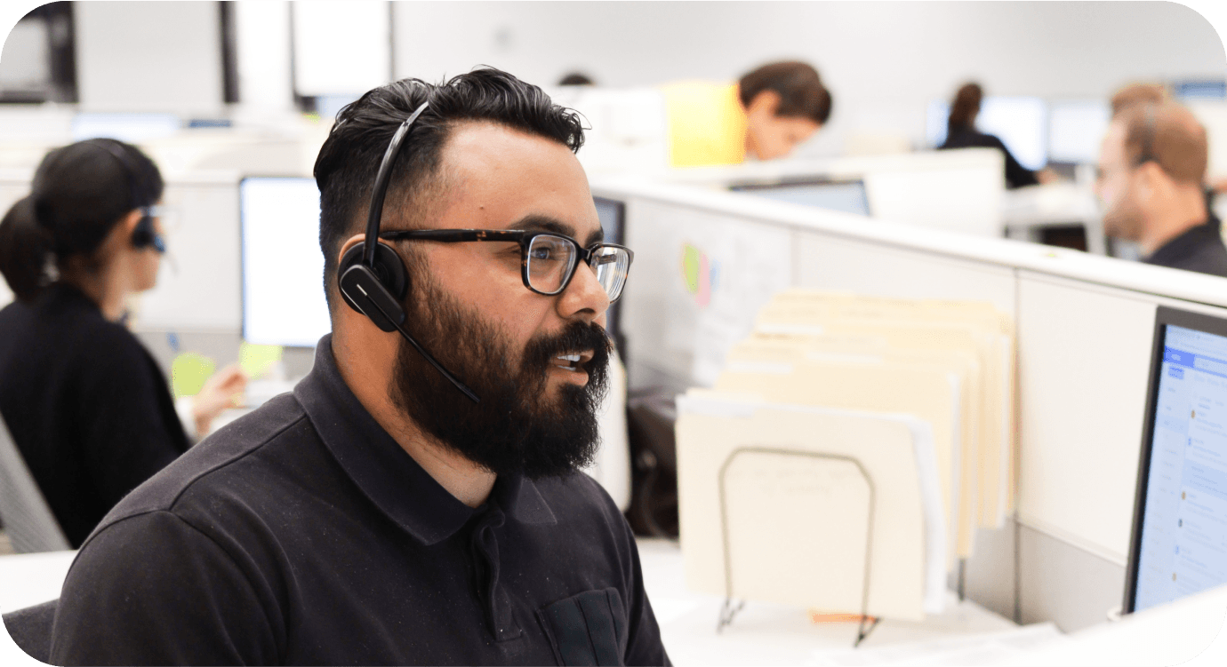 Speak to an expert support agent one-on-one 7 days a week and after hours!